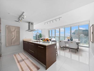 495 Brickell Ave