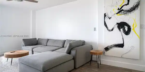 1600 S Ocean Dr