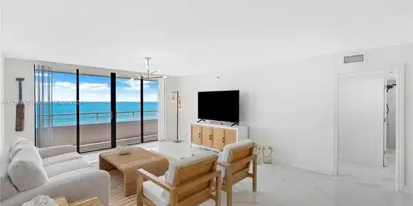 9950 S Ocean Dr