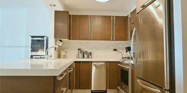 401 Ocean Dr