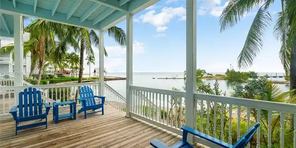 2600 Overseas Hwy