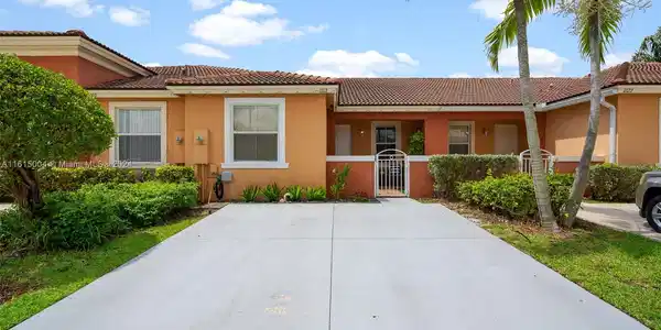 11112 SW 236th Ter