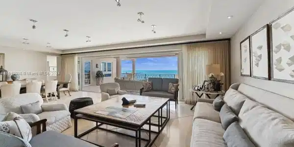 7872 Fisher Island Dr