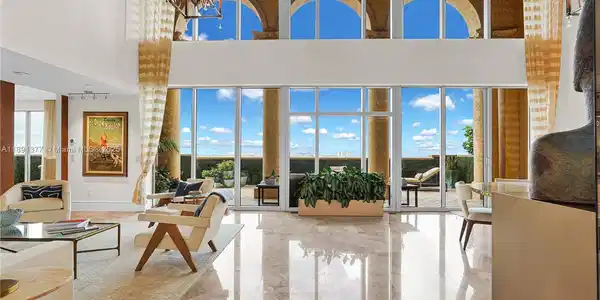 3501 N Ocean Drive