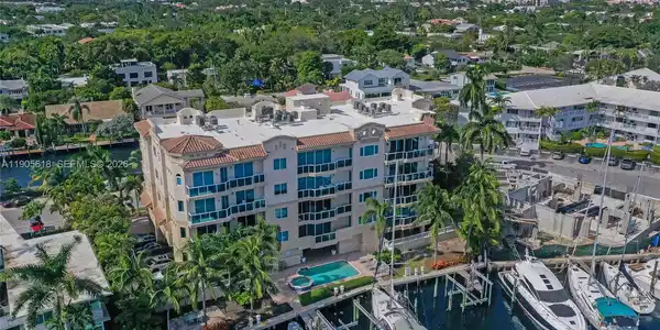 516 Hendricks Isle