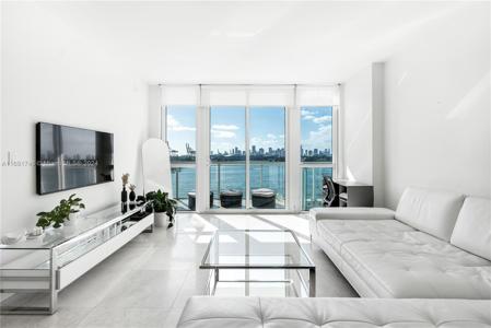 520 West Ave