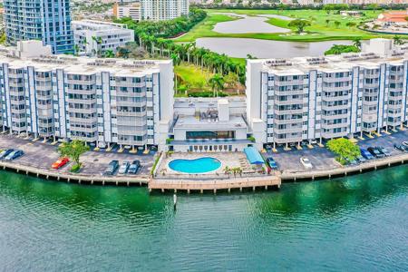 200 Diplomat Pkwy