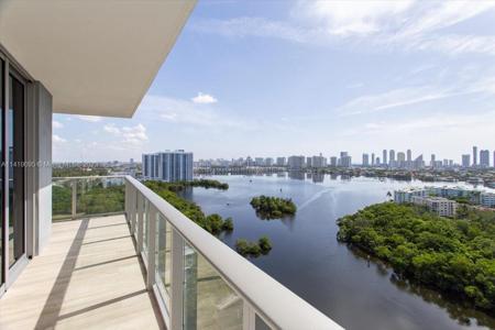 16385 Biscayne Blvd Unit 2007