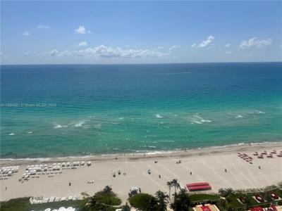 18001 Collins Ave