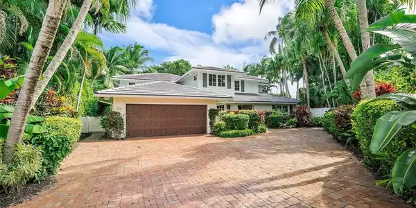 746 Marble Ct