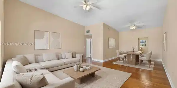 9725 Bay Harbor Ter