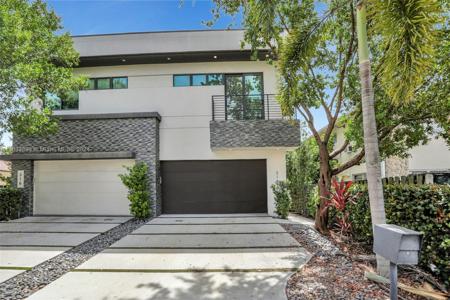 314 NE 15th Ave