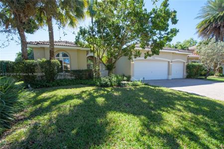 1966 SE 23rd Ct