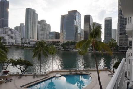 701 Brickell Key Blvd