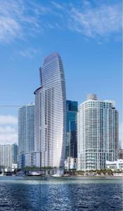 300 Biscayne Blvd Way