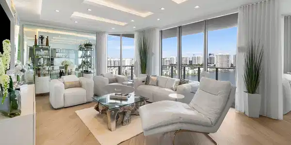 17301 Biscayne Blvd