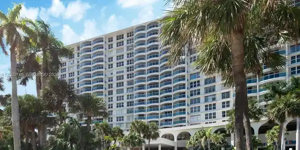3800 S Ocean Dr