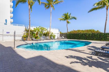 335 Ocean Dr