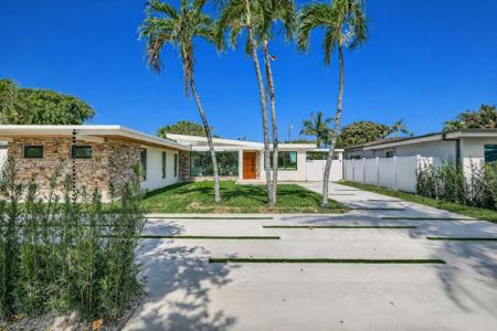905 Fairway Drive