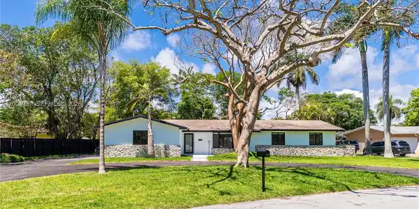 17737 SW 86th Ave