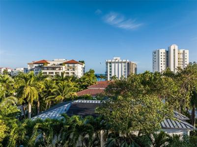 1646 S Bayshore Dr