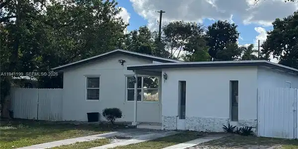 15400 SW 295th St