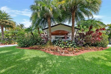 18120 SW 88th Ct