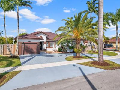 702 SE 14th Ave
