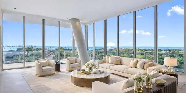 2675 S Bayshore Dr