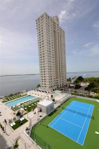 770 Claughton Island Dr