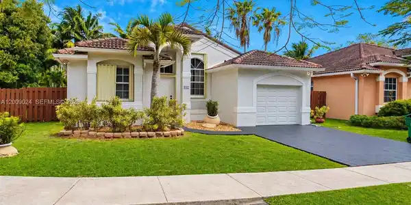 9437 SW 183rd Ter
