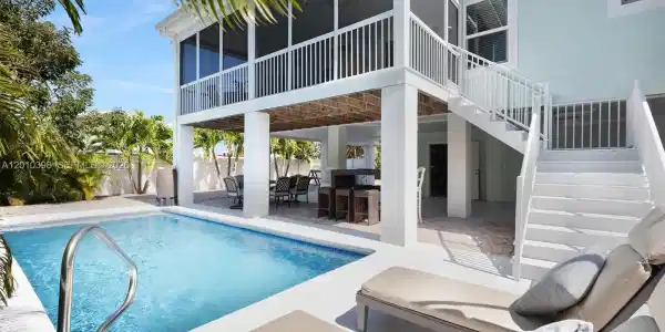 320 Calzada De Bougainville