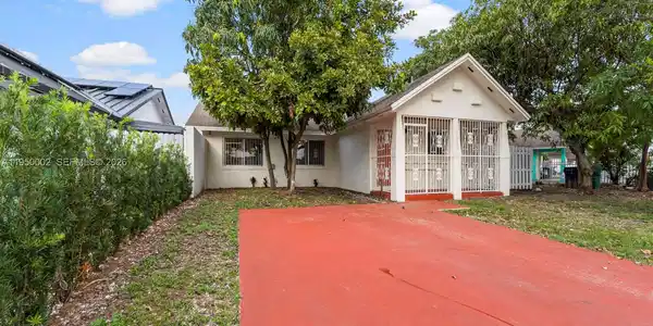 11075 SW 221st Ter