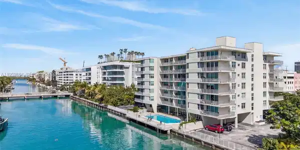 9500 W Bay Harbor Dr