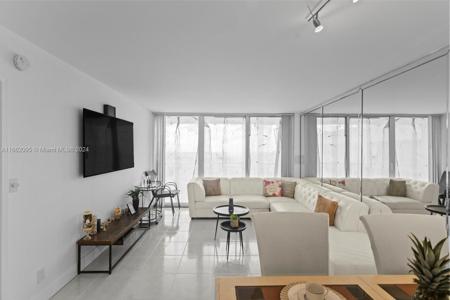 2030 S Ocean Dr