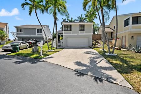 9916 SW 218th Ter