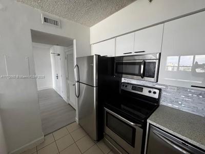 1500 Bay Rd