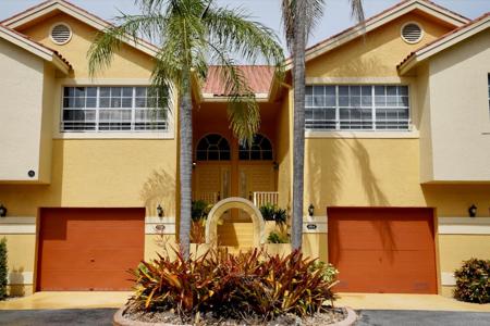 2121 S Ocean