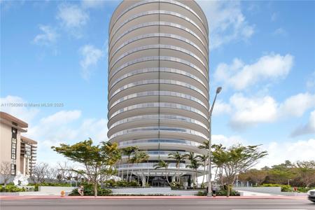 8701 N Collins Ave