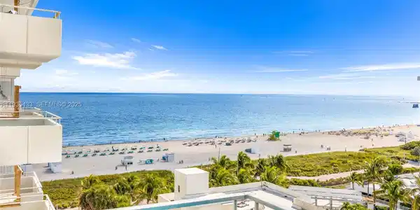 465 Ocean Dr