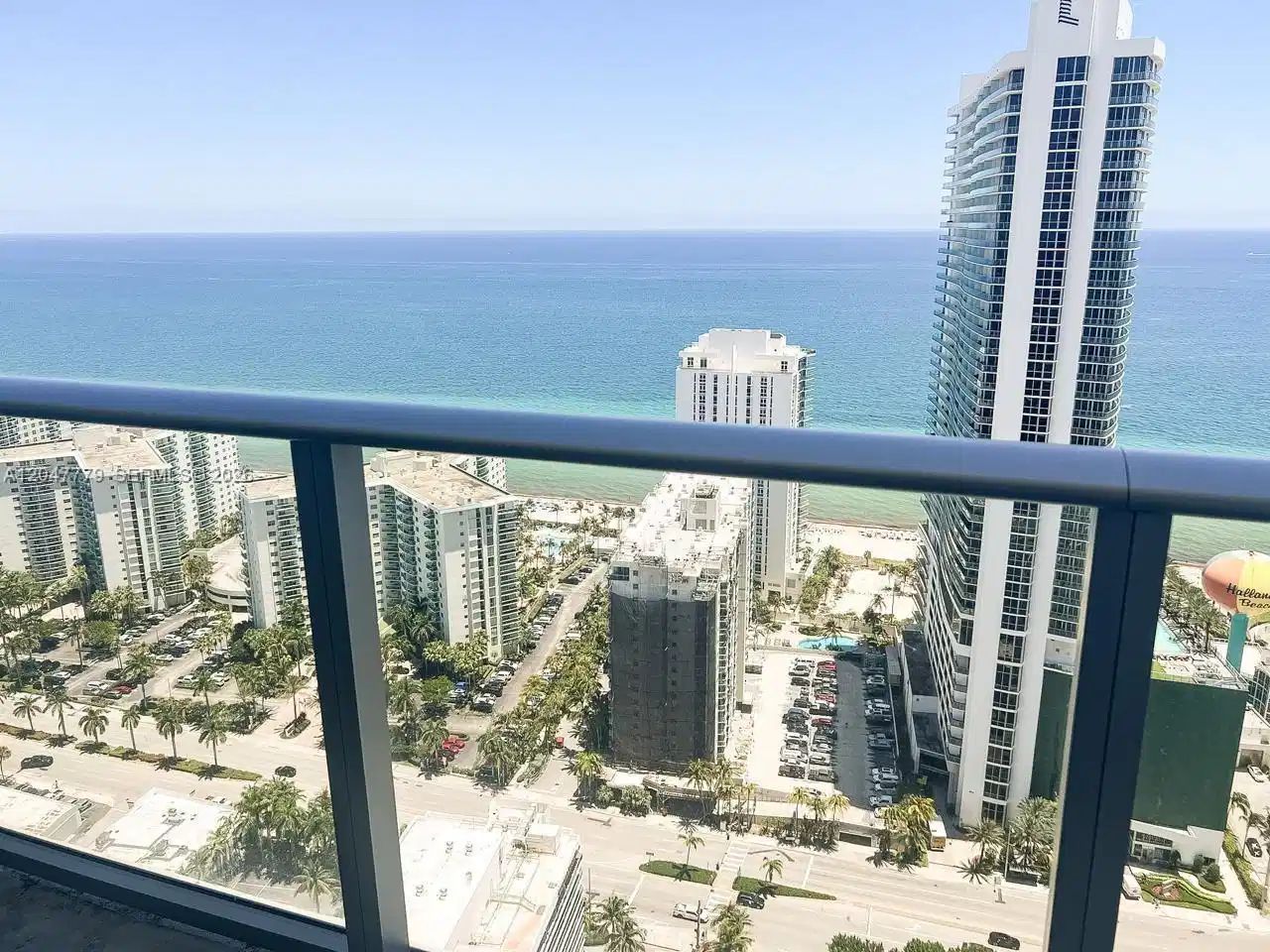Image 1: Stunning Ocean View