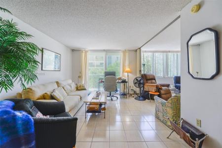 1345 Lincoln Rd
