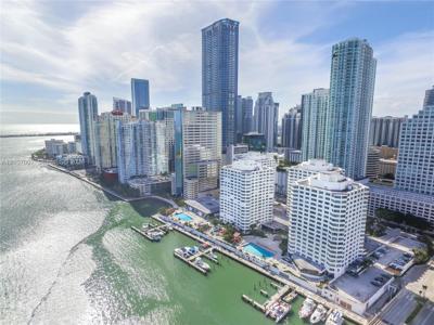 905 Brickell Bay Dr