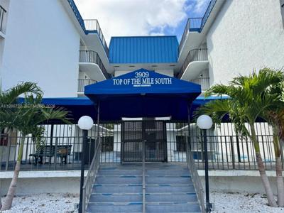 3909 N Ocean Blvd