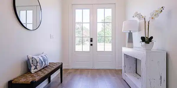 Image 2: 8
