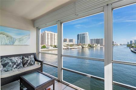 2600 Diana Dr