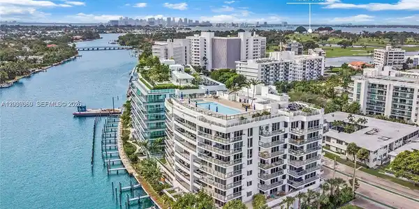 9261 E Bay Harbor Dr
