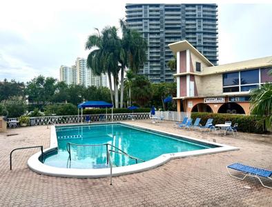 26 Diplomat Pkwy