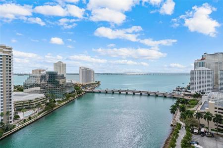 495 Brickell Ave