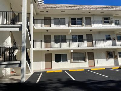 4143 N Ocean Blvd
